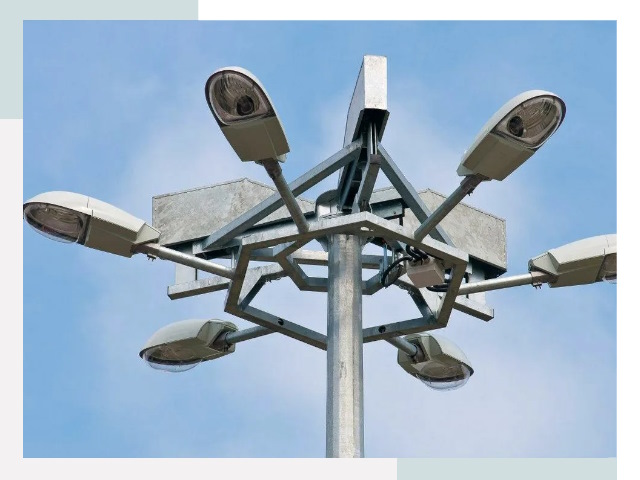 Монтаж осветительных мачт в Кирове